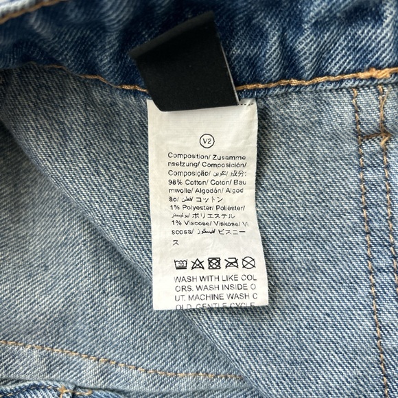 High waisted, cargo jeans - super comfy and perfect for summer! - Picture 10 of 10